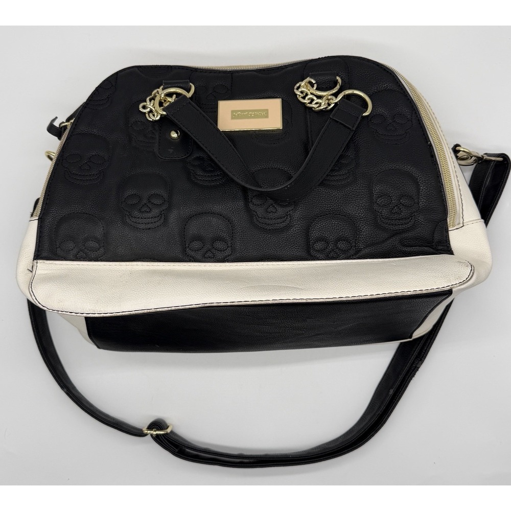 Betsy Johnson Large Skull Boss Bucket Bag or Skullicious Bag No Hang Charm